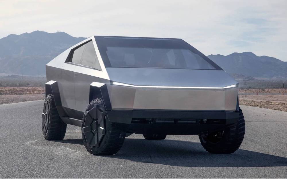 Cybertruck framifrån